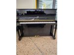 Pianoforte Yamaha P121 seminuovo con trasporto e panca