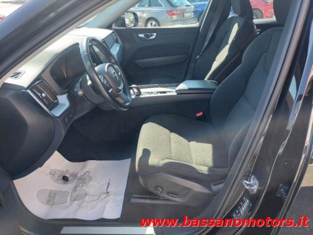 VOLVO XC60 B4 (d) AWD Geartronic Momentum Pro PROMO ESTATE rif. 23313361 - Foto 9