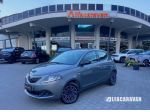 Lancia Ypsilon 1.0 firefly hybrid Gold