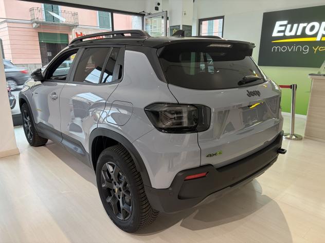 Jeep Avenger 4xe Hybrid 1.2 MHEV 4xe The North Face - Foto 3