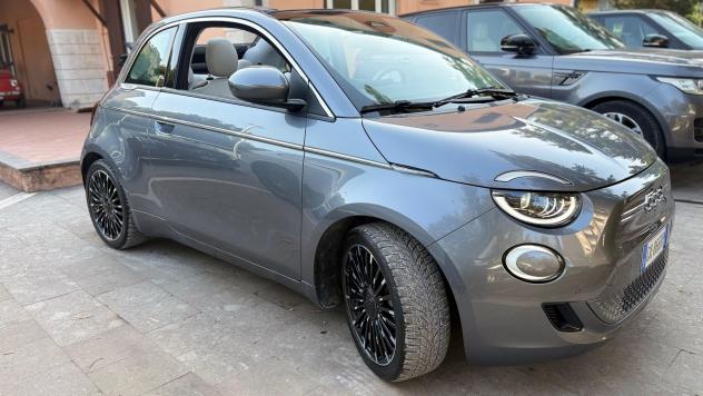 FIAT 500 Electric Elettrica La Prima 118CV PRONTA CONSEGNA 12 MESI DI GARANZIA IVA ESPOSTA PROMO FINANZIAMENTO - Foto 3