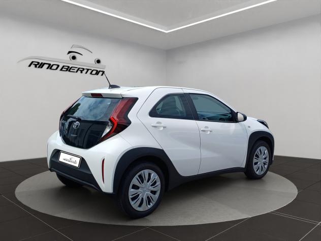 Toyota Aygo X 1.0B (72 CV) Active - Foto 5