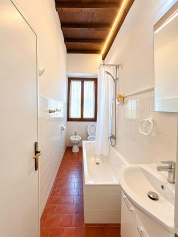APPARTAMENTO INDIPENDENTE di 5 vani e di 130 mq (SIGNA) rif. L1393 - Foto 16
