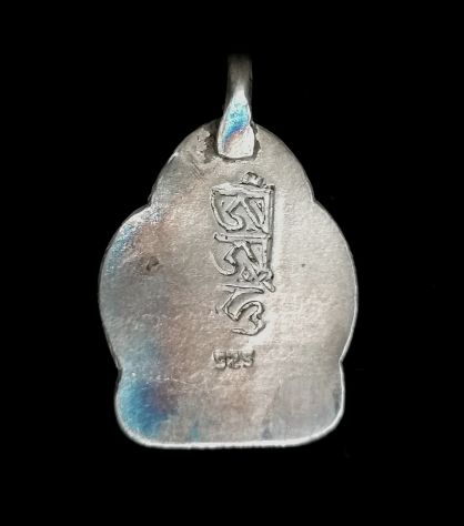 CIONDOLO IN ARGENTO 925 RAFFIGURANTE AVALOKITESHVARA, NEPAL. - Foto 2