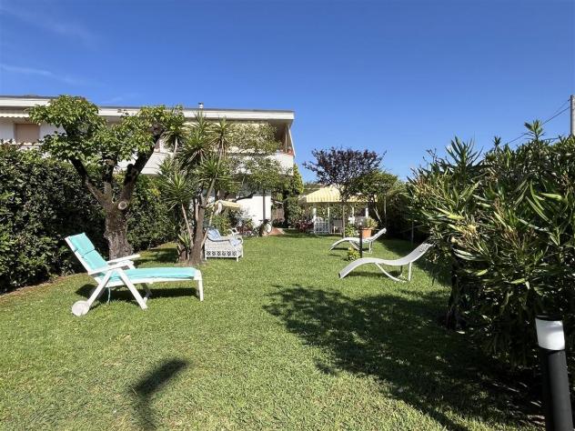 Appartamento in vendita a Marina di Massa - Massa 80 mq Rif: 1275402