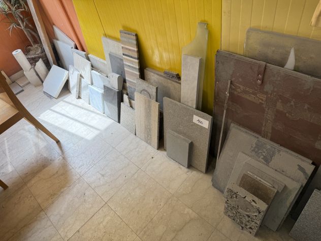 LOTTO 6 - Rimanenze, strutture semifisse e macerie - Foto 3