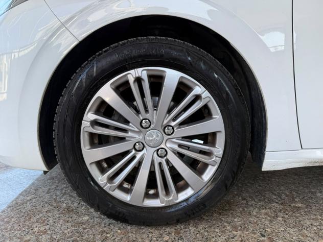 Peugeot 208 1.6 BlueHDi 100CV Active S/S - Foto 6