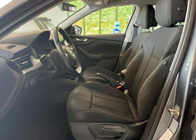 Škoda Kamiq 1.0 TSI 110cv DSG Ambition - Foto 6