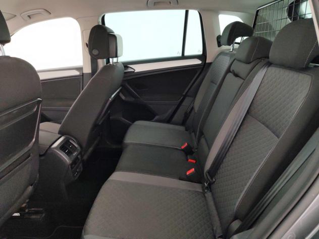 Volkswagen Tiguan 1.6 TDI SCR 85KW Business BMT - Foto 10