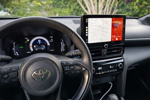 Toyota Yaris Cross Hybrid 2024 - 13.800 km - Pari al Nuovo - Foto 2