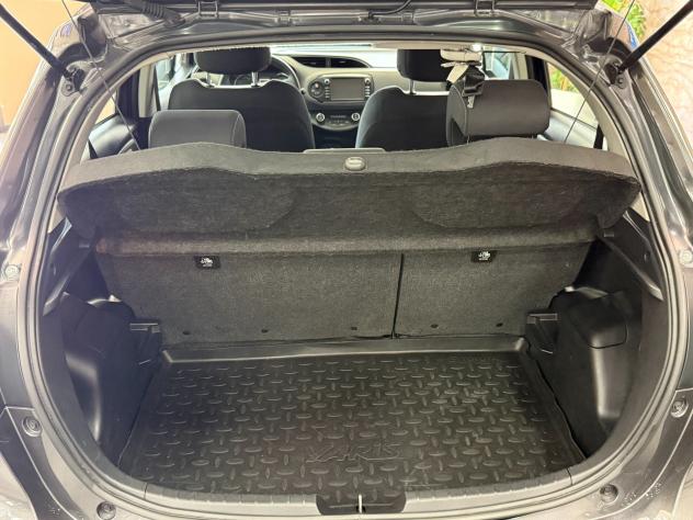 Toyota Yaris 1.5 Hybrid 5 porte Cool - Foto 8