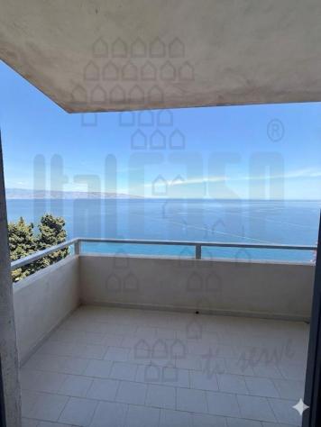 VILLA di 7 vani e di 150 mq (MESSINA) rif. 2vs18241