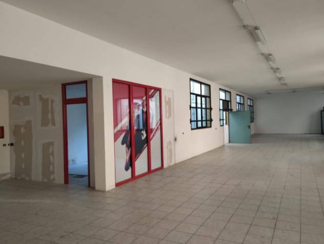 Immobile di 720 m² con 2 locali in vendita a Brescia - Foto 9