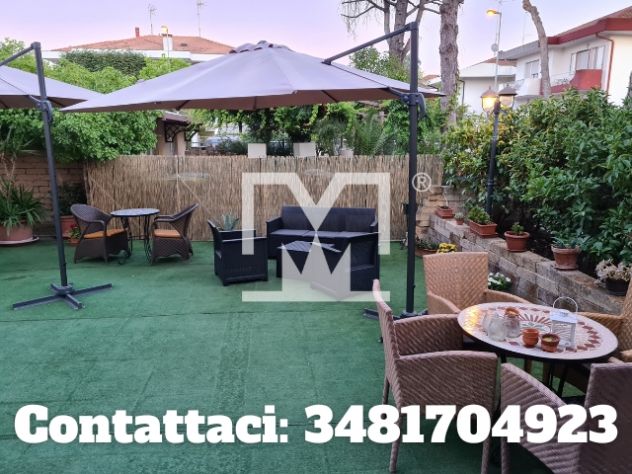 LAVORO NIGHT CLUB: RAGAZZA IMMAGINE AL KRISTAL PIANO BAR (LOCALE VIP) - Foto 5
