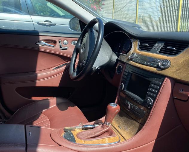 MERCEDES CLS 320 CDI SPORT 224 CV SOLO 68.000 KM