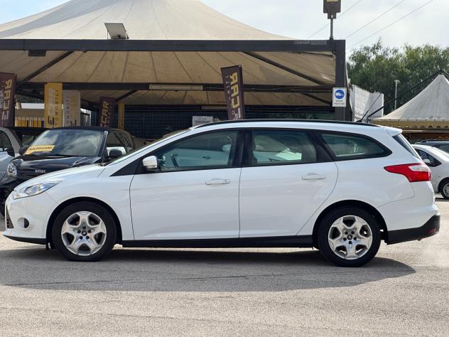 FORD Focus 1.0 EcoBoost 100 CV Start&Stop SW Plus - Foto 4