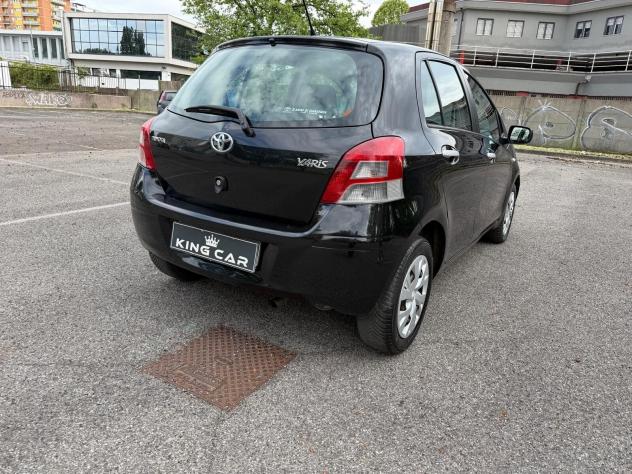 Toyota Yaris 1.3 5 porte Sol - Foto 6