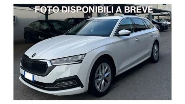 SKODA Octavia 2.0 TDI EVO SCR 150 CV DSG 4x4 Wagon Style rif. 24152726