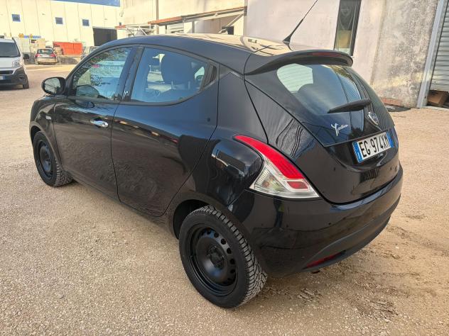 Lancia Ypsilon Ypsilon 0.9 t.air Gold s&s 85cv - Foto 4