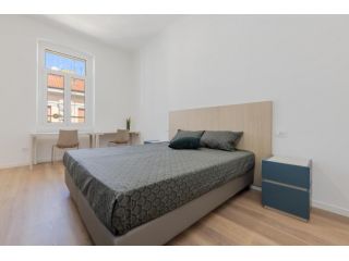 Elegante camera + bagno privato [TS_PSC39-A_D14/S]