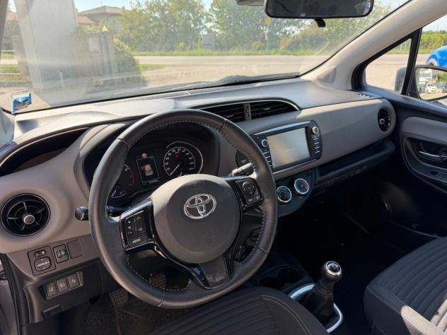 Toyota Yaris 1.0 Benzina Neopatentati - Foto 7