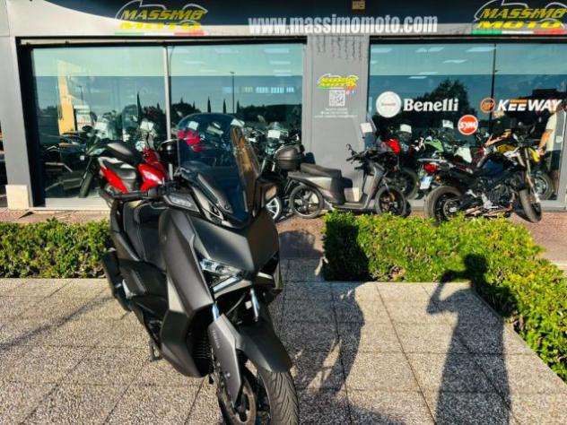 YAMAHA X-MAX 300 TUTTO INCLUSO ANCHE PASSAGGIO! MINI RATE rif. 23995569