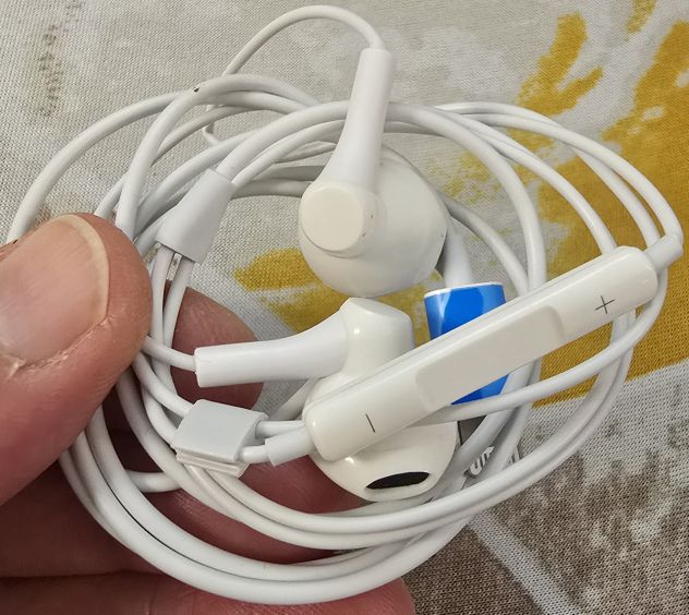 Apple Earpods compatibili con connettore lightning ergonomici - Foto 4