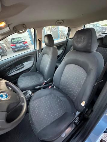 Fiat Punto 1.2 5 porte Active - Foto 9