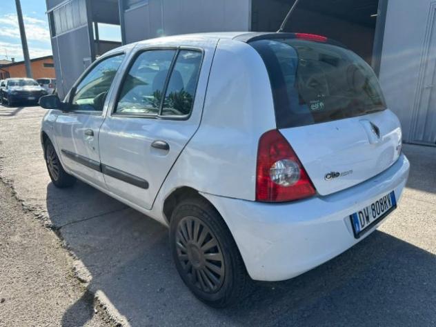 RENAULT Clio 1.2 16V 5 porte Confort rif. 23630301 - Foto 3