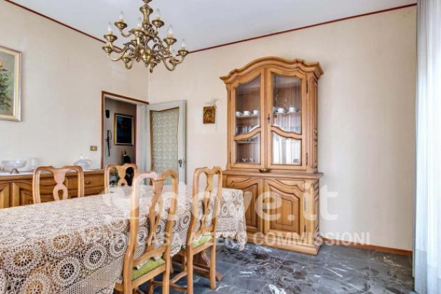 Casa indipendente di 630 m² con più di 5 locali in vendita a Gandino - Foto 8