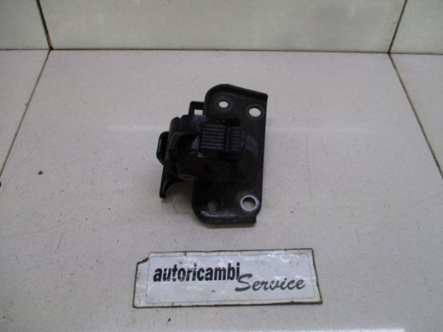 101820 SUPPORTO MOTORE TOYOTA VERSO 2.0 D 93KW 6M 5P (2009) RICAMBIO USATO