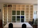 Libreria soggiorno con vetrinetta