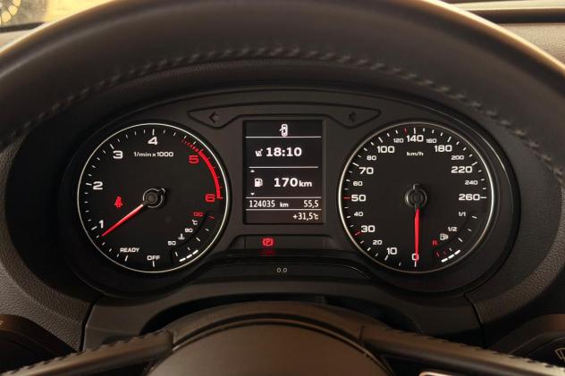 AUDI A3 SPB 1.6 TDI Sport - Foto 8