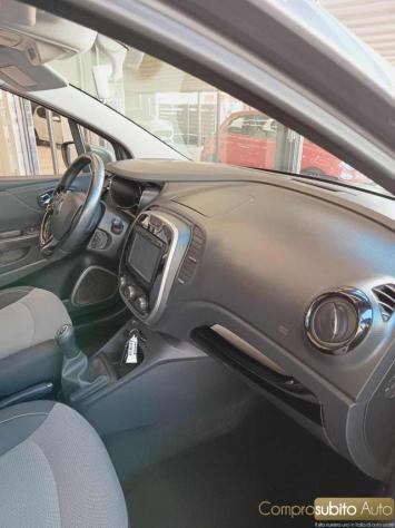 RENAULT Captur 1.5 dCi 8V 110 CV Start&Stop Iconic rif. 24204022 - Foto 8