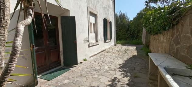 Villa d'epoca con ampi spazi esterni - Foto 19