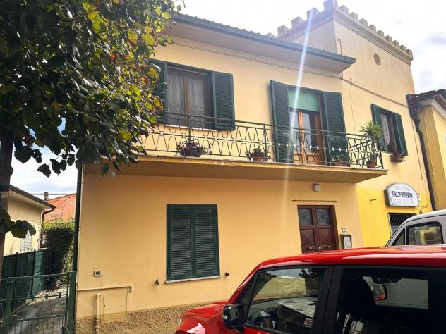 casa indipendente in vendita a Vicopisano in zona Uliveto Terme