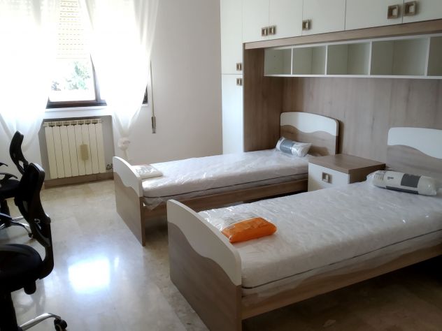 Posto letto in camera doppia per Studenti e Studentesse posizione centro Mestre - Foto 3