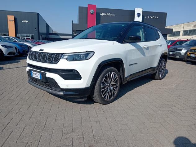 Jeep Compass e-Hybrid 1.5 Turbo MHEV T4 96kW Summit DDCT