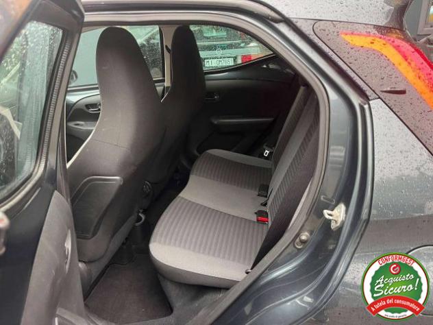 TOYOTA Aygo Aygo II 5p 1.0 x-play 72cv rif. 24180731 - Foto 6