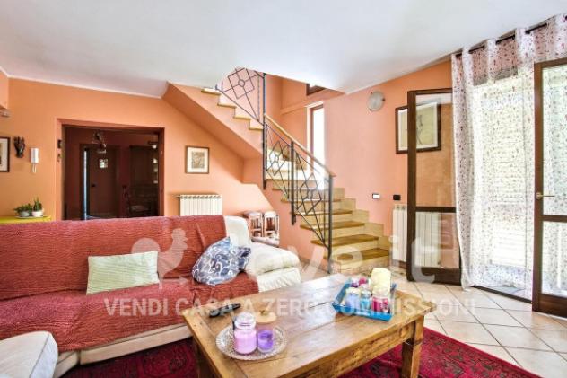 Villa di 210 m² con 4 locali in vendita a Porto Valtravaglia - Foto 3