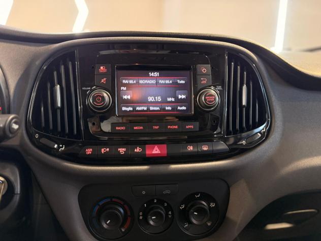 FIAT Doblò Doblò 1.4 16V Easy - Foto 10