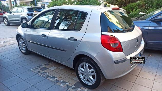 RENAULT - Clio - 1.5 dCi 85 CV 5p. Le Iene - Foto 4