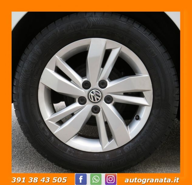 Volkswagen Polo 1.0 EVO COMFORTLINE 80CV Navi. - Foto 4