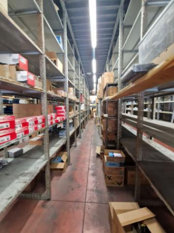 Immobile di 1250 m² con più di 5 locali in vendita a Baranzate - Foto 17