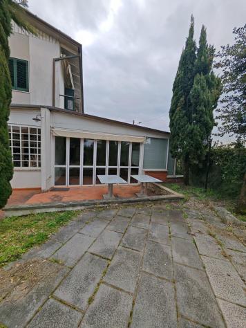 Struttura per uso commerciale in vendita a Marina di Carrara - Carrara 343 mq Rif: 1313228