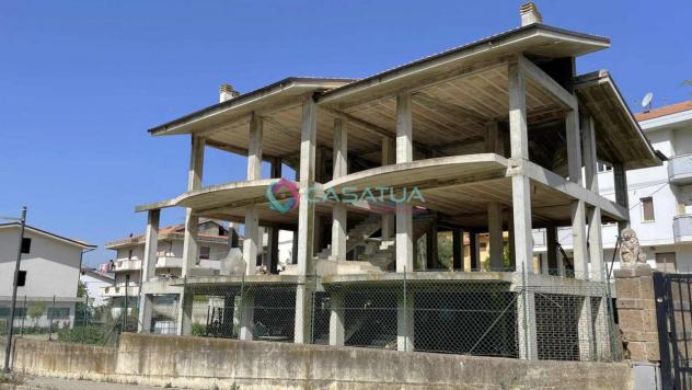 Indipendente in vendita a Cappelle sul Tavo