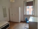 camere arredate per studentesse universitarie Pavia centro piazza Castello