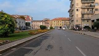 Bilocale piazza rivoli 400 euro libero subito