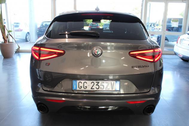 Alfa Romeo Stelvio 2.2 Turbodiesel 210 CV AT8 Q4 Veloce - Foto 4