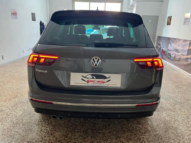 Volkswagen Tiguan 1.6 TDI SCR Sport BlueMotion Technology - Foto 6